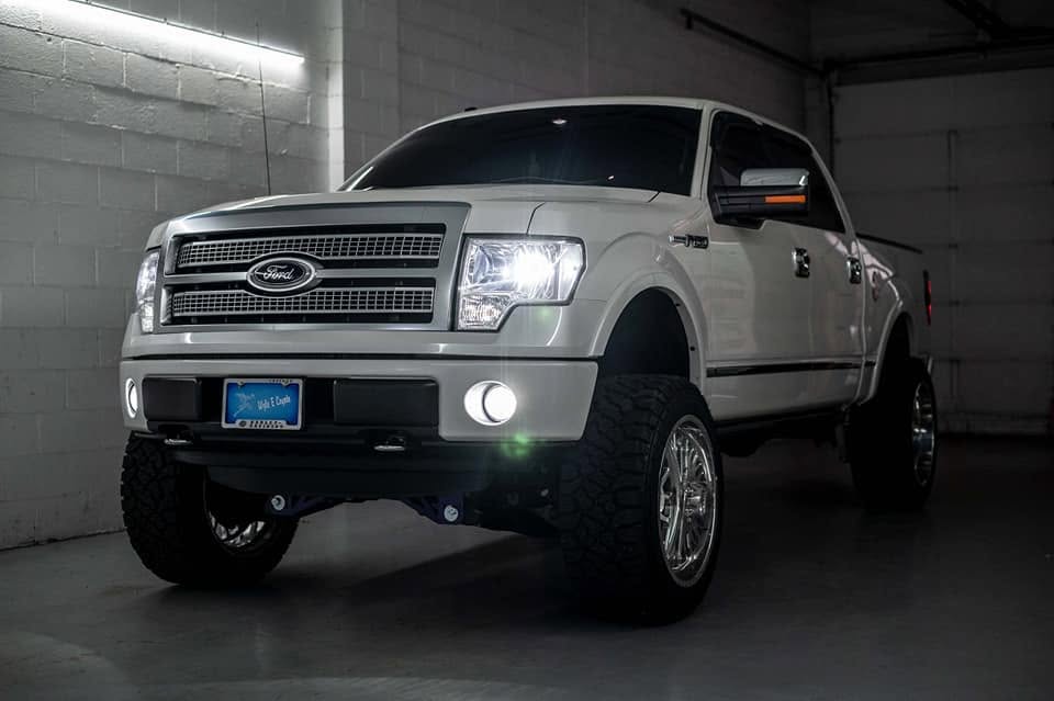 2009-2014 F150 Headlight Bulb Size Guide Diagram | Chart