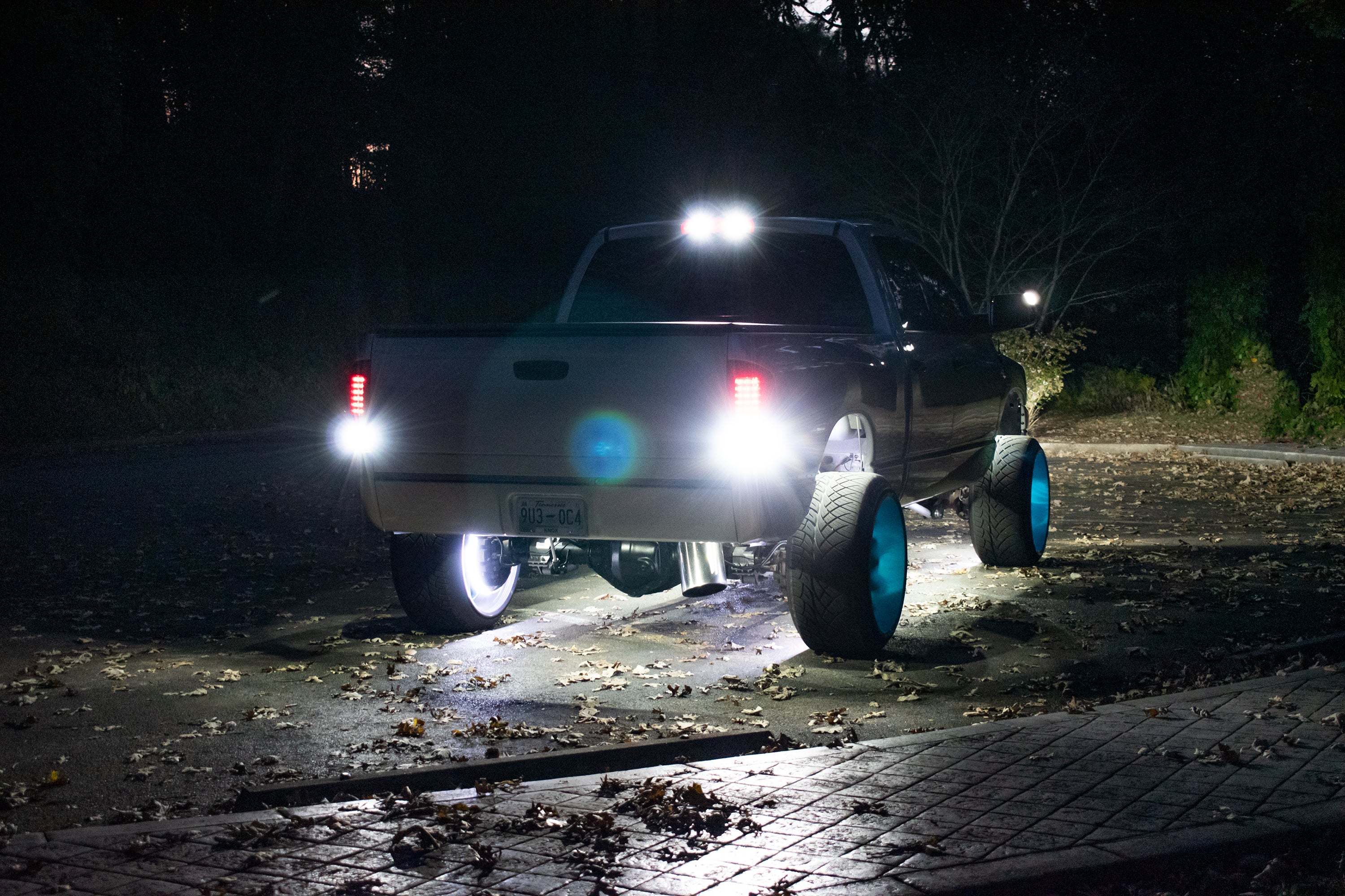 (Reverse Lights / 2100 Lumen) FUZED LED 7440 Bulb Set